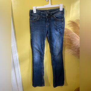 *SOLD*Silver Jeans Women's Straight Leg Blue Denim